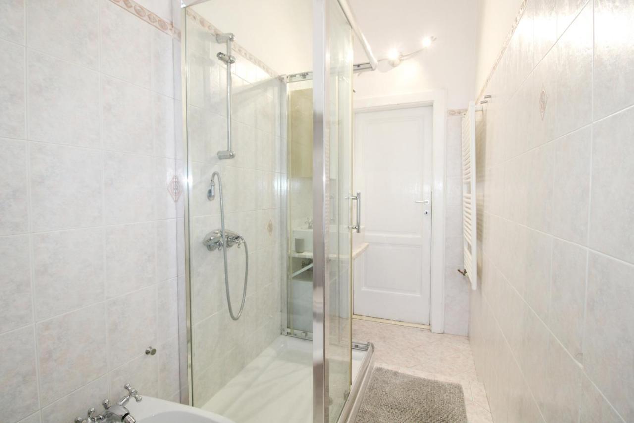 Le Case Di Italo - Viale Ippolito Nievo 21 Apartment ลีวอร์โน ภายนอก รูปภาพ