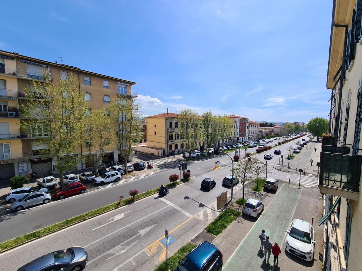 Le Case Di Italo - Viale Ippolito Nievo 21 Apartment ลีวอร์โน ภายนอก รูปภาพ